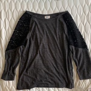 Women’s 3/4 Lace Sleeve Top